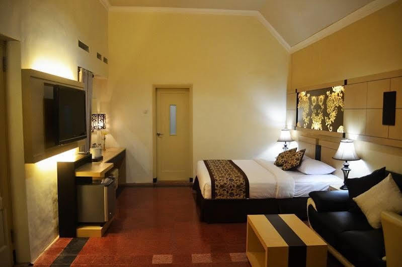 Srikandi Guesthouse 玛琅 外观 照片